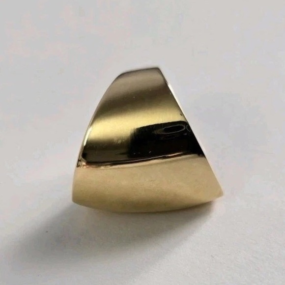 18K solid gold Sharp Edge Estate Ring - Picture 12 of 15